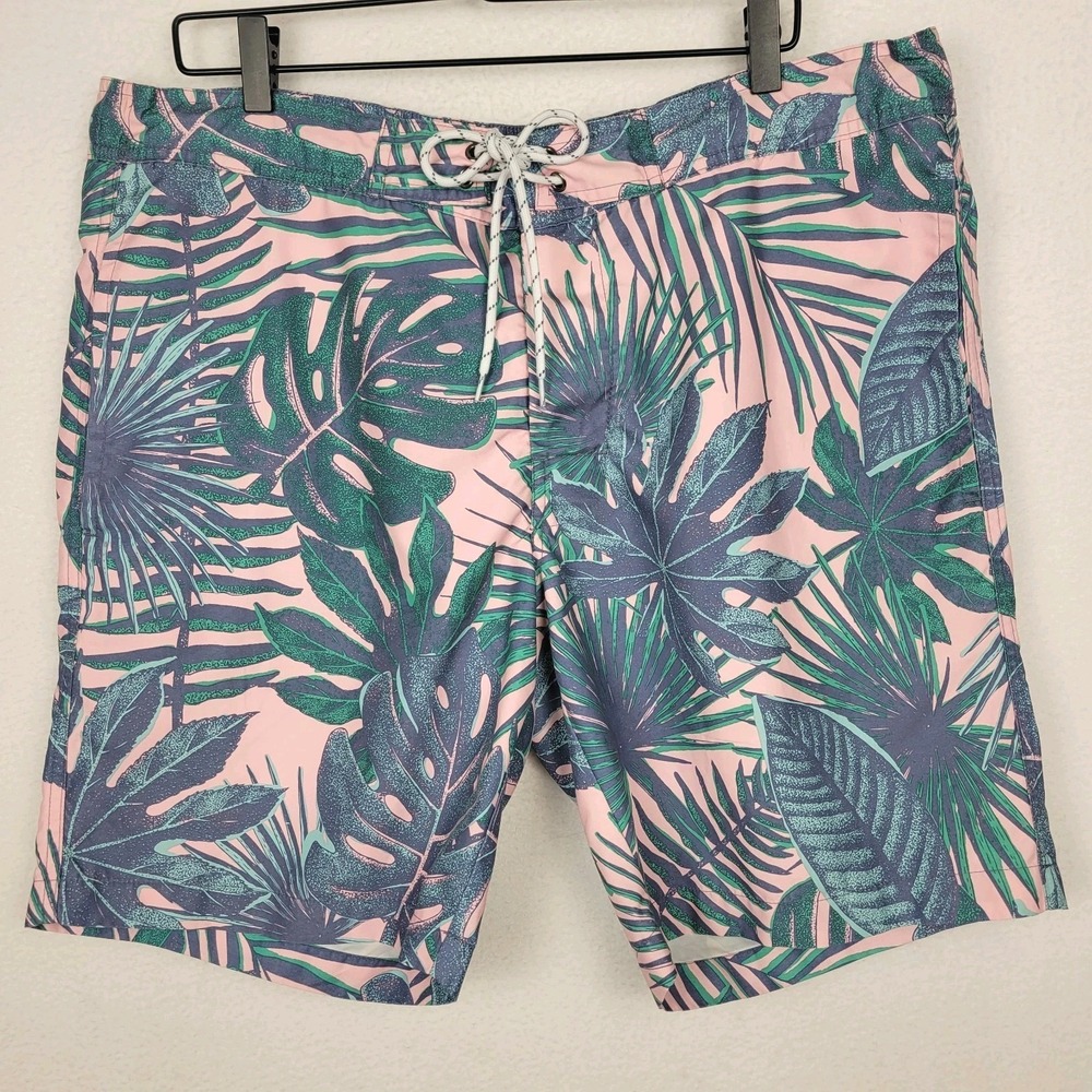 St John's Bay Mens Swim Trunks L Salmon Green Tropical Print Beach Shorts